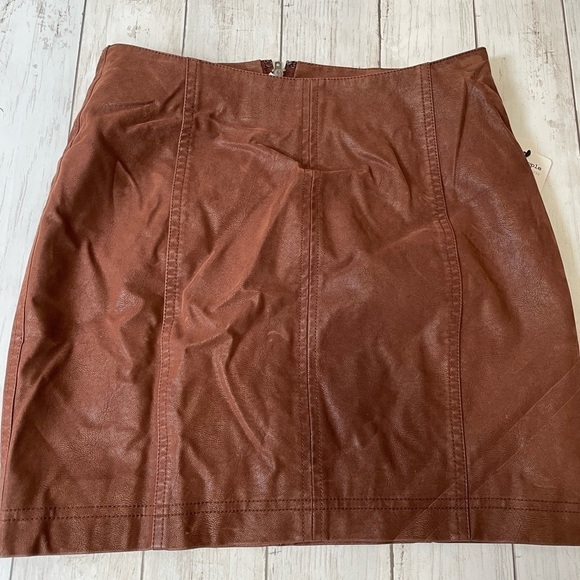 Free People Mini Skirt Size 2 Gingerbread NWT - Picture 1 of 7
